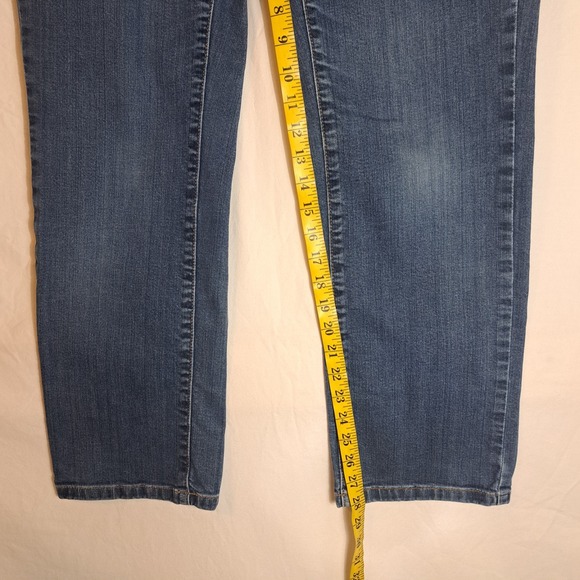 LL Bean Straight Leg Jeans Women's Size 12 Reg Blue‎ Classic Fit - Picture 8 of 10